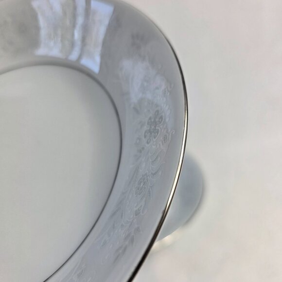 TWO Crown Ming Queen's Lace Soup Bowls White Flowers Platinum Trim - Picture 13 of 16